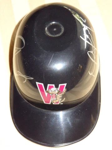 MATT TUIASOSOPO/JOSH WOMACK WI T-RATS MARINERS 2005 SEASON DUAL AUTO MINI HELMET Cover