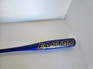 BATE DE BÉISBOL JUVENIL EASTON MAGNUM, MODELO "MAGNUM" 28" / 18 OZS., ALUMINIO - Imagen 1 de 3