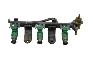 05 Arctic Cat T660 Turbo Fuel Rail & Injectors - Picture 1 of 4