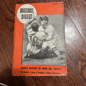 Vintage November 1947 Should Players Be Given Big “Days” Story Of Johnny Jorgen - Picture 1 of 7