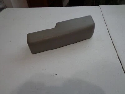 Chevrolet Impala Caprice 1991-1996 clásico lado pasajero reposabrazos puerta delantera Foto 1 de 4