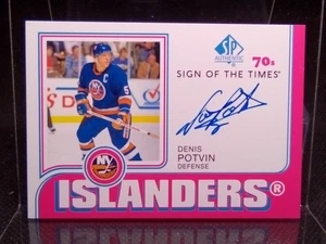 2018 SP AUTENTICO SEGNO DEI TEMPI ANNI 70 Dennis Potvin #ST70-DP AUTO Islanders - Foto 1 di 6