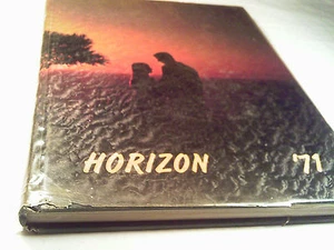 [B3] HC 1971 YEAR BOOK "HORIZON" ENCINAL HIGH - ALAMEDA, CALIFORNIA *USED* - Picture 1 of 12