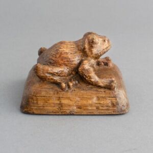 LIFE-SIZED Hand Carved From SOLID OAK Wood/Wooden FROG/TOAD on PLINTH
