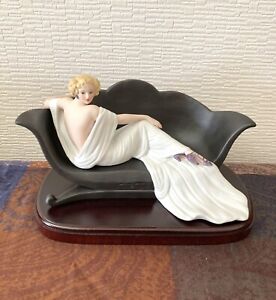 Louis Icart Figurine LE SOFA Valuable spare 1937  excellent condition with box