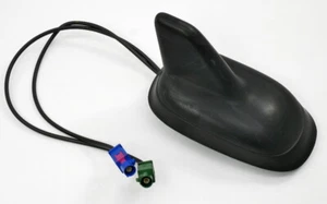Antena aleta de tiburón GPS NAVEGACIÓN 10-18 VW Jetta GTI MK6 Beetle Touareg - 3C0 035 507 AB - Imagen 1 de 5