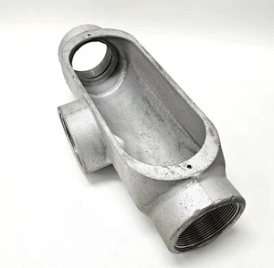Appleton T350-M ~ 3-1/2" Malleable Iron ~ Form 35 ~ T Unilet ~ NEW - Picture 1 of 5