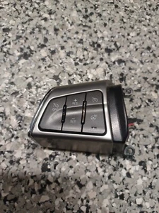 Genuine Argent Cruise Control Switch 20995827 for Cadillac SRX - Used - Picture 1 of 23