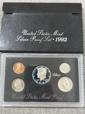 1992 United States MINT PREMIER SILVER PROOF SET BOX COA Everything Original - Image 1 of 4