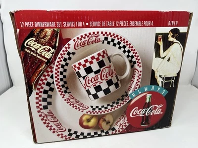 Juego de vajilla vintage Coca Cola de 9 piezas 1 plato 4 cuencos 4 tazas nuevo en caja Coca-Cola Foto 1 de 3