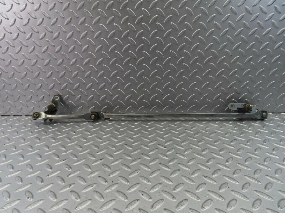 ⚙9720⚙ Mercedes-Benz C123 280CE cupé limpiaparabrisas acoplamiento Foto 1 de 4