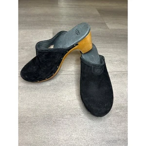 UGG Women's ABBIE CLOG 5772, 1828 (Sheep Skin, Stud Detail Wooden Heel) Size 7 - Picture 1 of 6