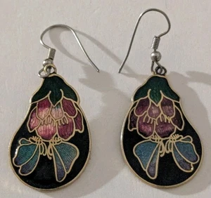 CLOISONNE BUTERRFLY & FLOWERS POST EARRINGS MULTICOLOR ENAMEL VINTAGE HTF EUC C - Picture 1 of 7