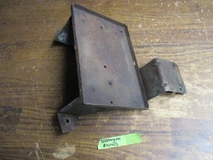 Vintage 72 Scorpion Super Stinger 440 Snowmobile Battery Tray - Bild 1 von 10