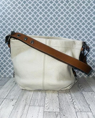 Bolso de mano convertible Coach Soho Duffle F15064 de cuero granulado de hueso Shopper Foto 1 de 4