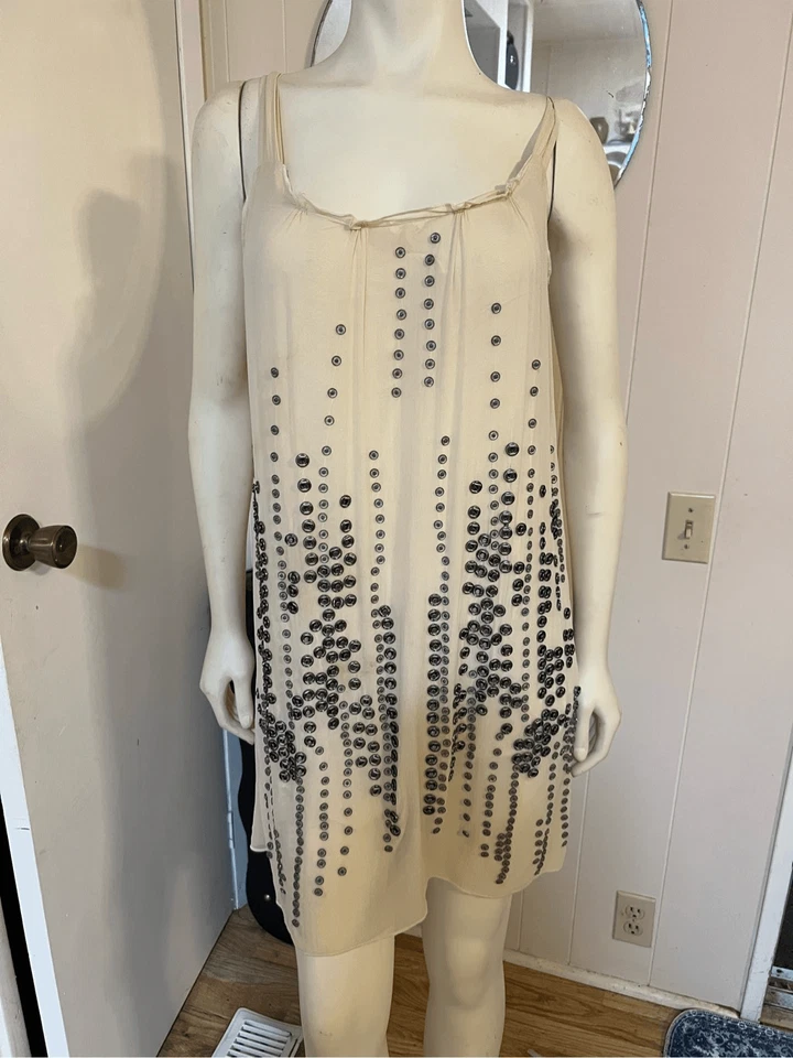 Платье-комбинезон Twelfth Street от Cynthia Vincent из 100% шелка с украшениями цвета слоновой кости 6 - Изображение 1 из 4