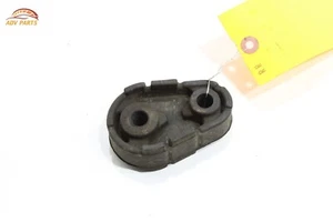 20-24 CADILLAC CT5 TRASERO IZQUIERDO O DERECHO ESCAPE SILENCIADOR TUBO SUSPENSIÓN AISLADOR OEM - Imagen 1 de 6