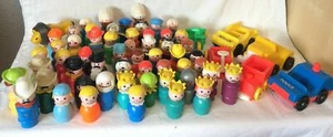 You Choose Vintage Fisher Price Little People VARIETY Castle Western Hospital - Picture 1 of 540