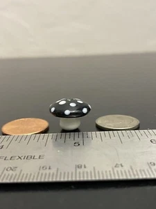 Hand Blown Glass Figurine Collectibles Handmade Miniature Mushroom Bead Black - Picture 1 of 5