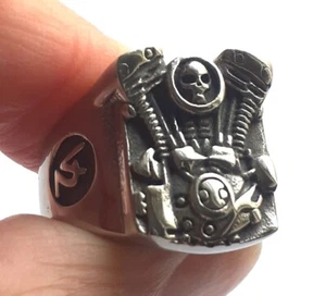 Anello Motore Bici Uomo Acciaio Inox Moto Due Cilindri Harley Biker - Foto 1 di 6
