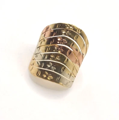 10k Tri-Gold Mexico Statement 25mm Ring sz 10 -- 5.4gr - Image 1 of 4