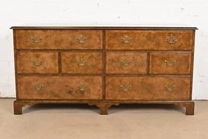 Baker Furniture Georgian Burled Walnut Dresser or Chest of Drawers - Picture 1 of 11