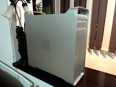 Apple Mac Pro 2.1 - Image 1 of 4