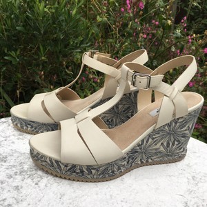 Las mejores ofertas en Sandalias florales Clarks Cuña para De mujer | eBay
