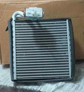 +New General Motors GM 20870587 Evaporator Assembly, A/C 07-09 Acadia - Picture 1 of 1