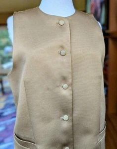 Hospitality Vest Gold Round Collar Medium Button Front Ladies or Unisex Excellnt - Picture 1 of 16