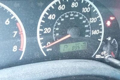 Corolla 2012 OE velocímetro medidor clúster 89 k millas Toyota Foto 1 de 4