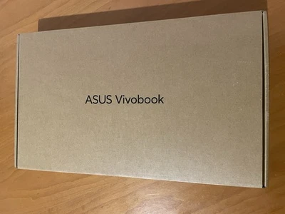 ASUS VivoBook 15,6" Intel Core i7-1255U 8GB RAM 512GB - Immagine 1 di 2