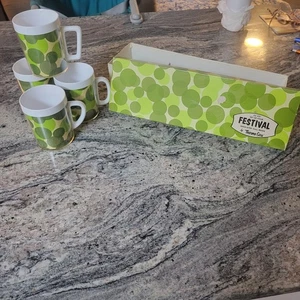 Vintage West Bend Thermo Serv Coffee Cups Mugs Green Retro Mid Century Festival  - Picture 1 of 8