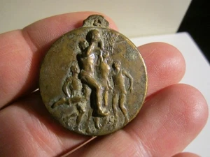 VINTAGE BASKETBALL MEDALLION MEDAL - HIGH RELIEF -UNKNOWN ORIGIN BRONZE? -OFC-R2 - Picture 1 of 2