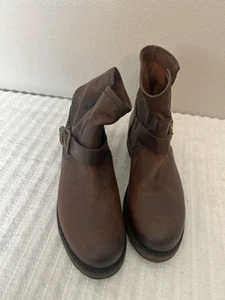 Frye Veronica Leather Harness Buckled Bootie Women's 9 Brown - Picture 1 of 11