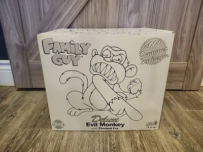 Figura grande de 12" Mezco Family Guy EVIL MONKEY de piel flocada de lujo exclusiva Foto 1 de 4