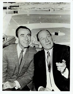 1965 Pressefoto Sportscaster Chris Schenkel & Leo Durocher auf MLB Baseball ABC - Bild 1 von 2