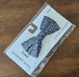Geoffrey Beene Kids Boys Tied Floral Bow Tie. New. Navy, Blue, Tan & White. - Picture 1 of 4