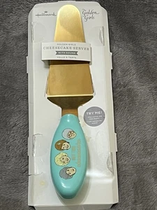 The Golden Girls Cheesecake Server With Sound - Picture 1 of 6