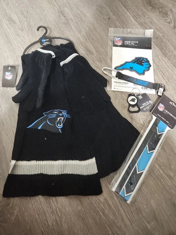 NFL Unisex Chenille Knit Scarf/glove fan bundle with headband/decal/keychains Cover