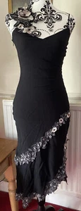 Beautiful Karen Millen Dress - Size 8 Excellent Condition Adorned With Flowers - Picture 1 of 10