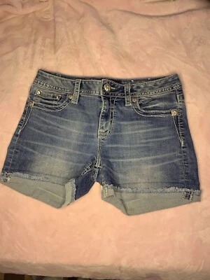 Damas Miss Me tiro medio corto, floral bolsillo pantalones cortos talla 29 Foto 1 de 4