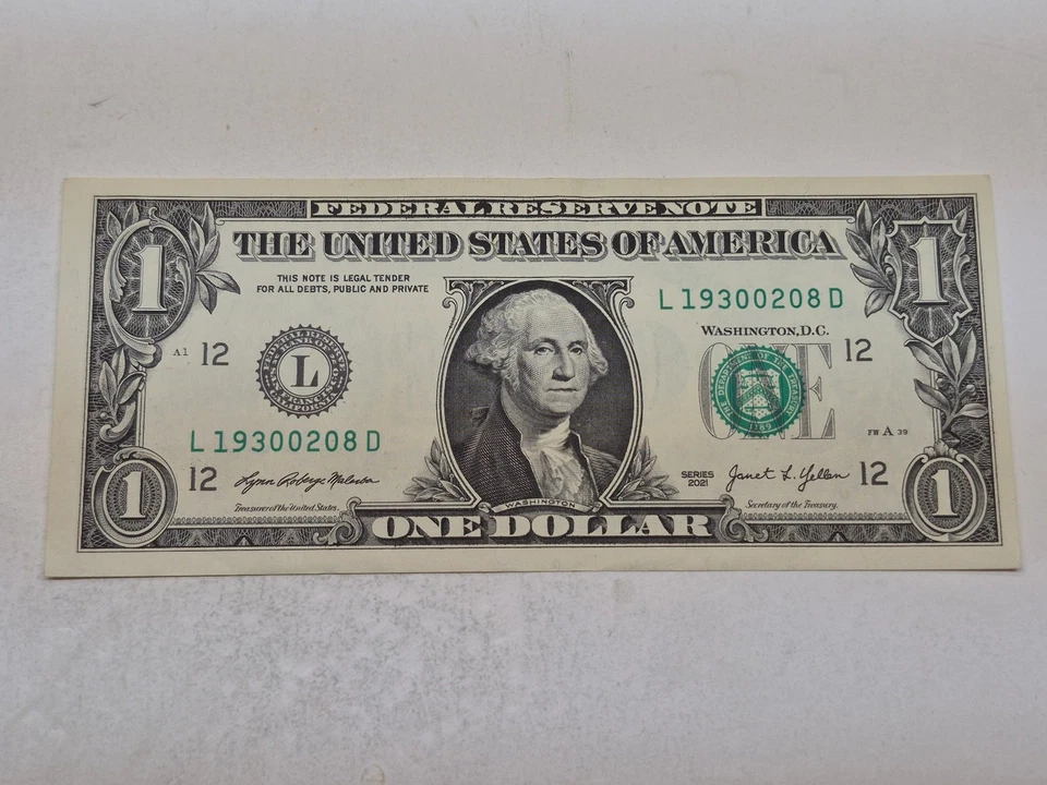 UNC 2 AUG OR 8 FEB 1930 DUAL REV BIRTHDAY NOTE L 1930 02 08 D 1$ ONE DOLLAR BILL - Image 1 of 4