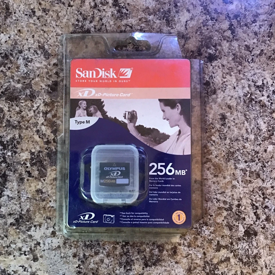 Olympus xD Picture Card M 256MB Camera Memory Card (Fits Fujifilm)  - Image 1 of 3