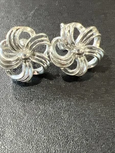 vintage lisner screwback earrings - Picture 1 of 10