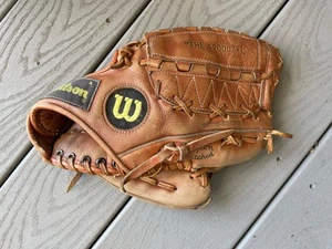 Wilson A2000-L Dual Hinge Power Snap Vintage RHT Leather Baseball Glove - Picture 1 of 8