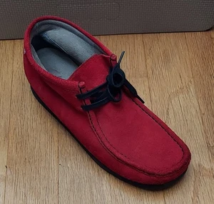 CLARKS WALLABEE 15260 HERREN ROT VELOURSLEDER SCHNÜRSTIEFEL GRÖSSE 11 M - Bild 1 von 11