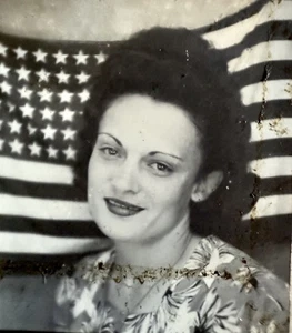 Vintage Photo Booth 1940s Pretty Girl Next Door American Flag Background - Picture 1 of 3