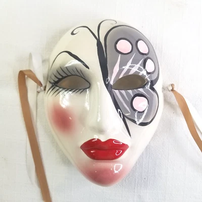 Máscara de pared pintada de cerámica cara diseño mariposa 6 x 7" Nueva Orleans Foto 1 de 4