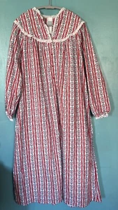 Lanz of Salzburg Valentine's 100% Cotton Hearts/Flowers Nightgown Large NWT - Picture 1 of 7